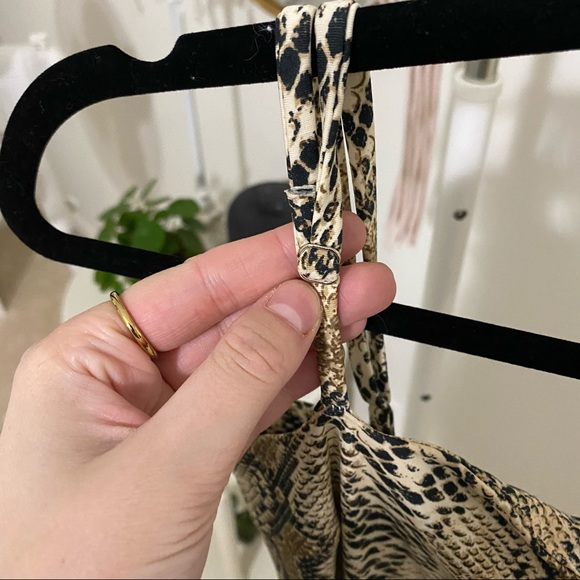 Princess Polly snake skin pattern bodysuit - Picture 3 of 3